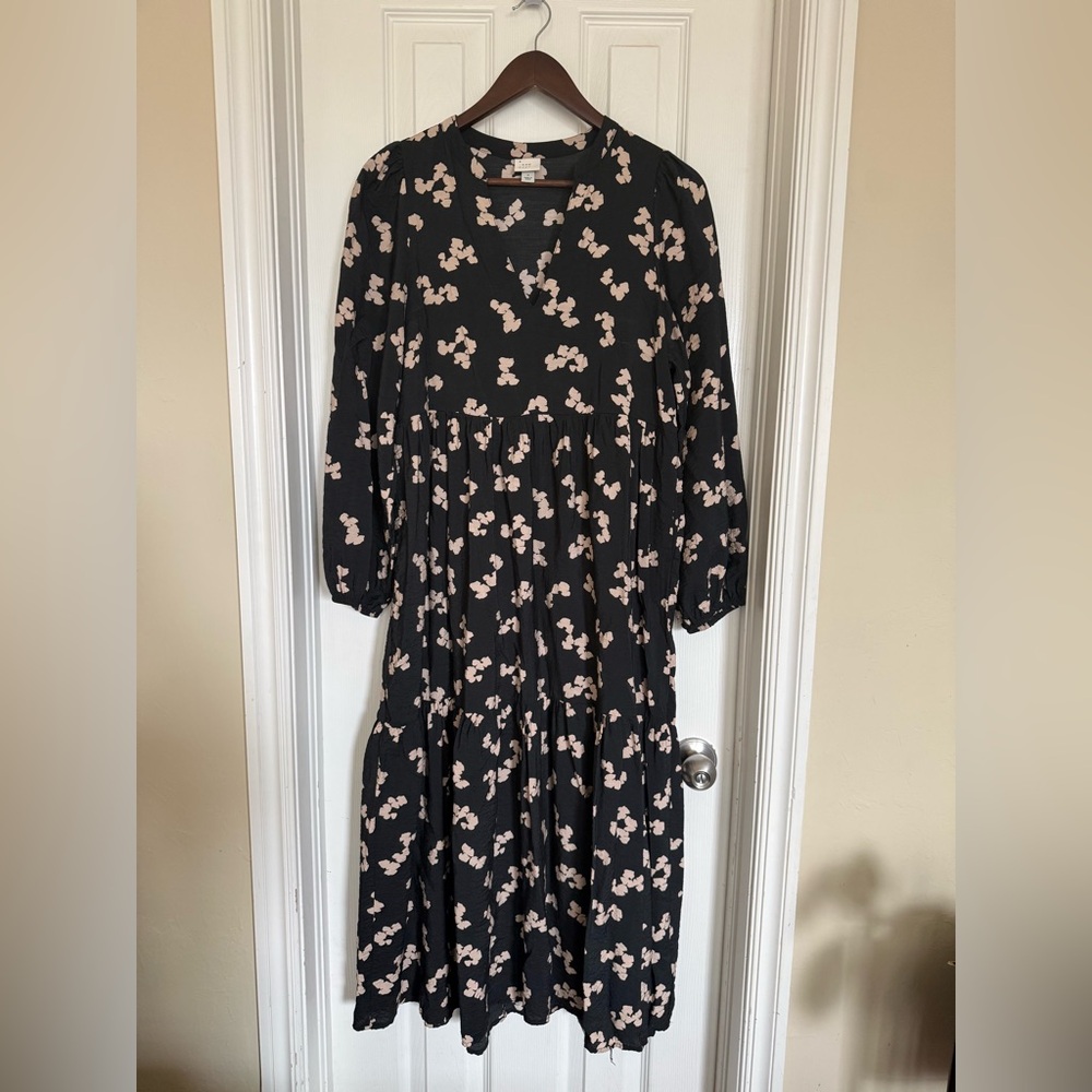 a new day Black Midi Dress with Cream Floral Print and Puff Sleeves - Picture 2 of 16